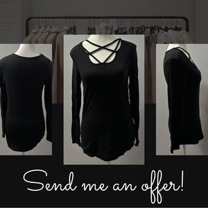 Woman’s Strappy Criss Cross Long Sleeve Tunic Top